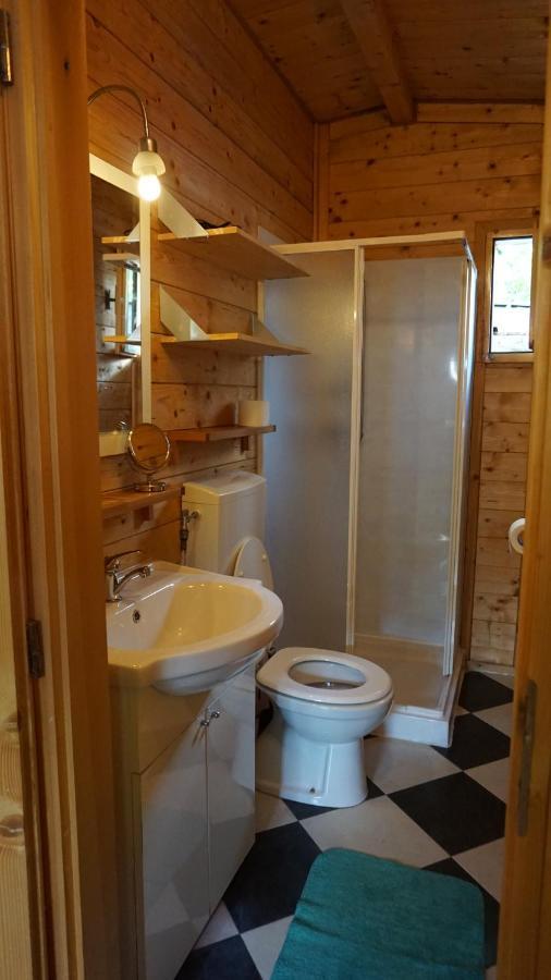 Vakantiehuis Casasdecasper - Camping Italie Hotel Porlezza Bagian luar foto